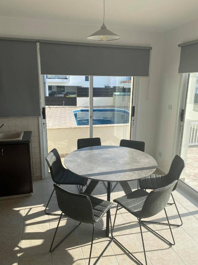Cosy Apartment In Kato Paphos With Pool Access エクステリア 写真